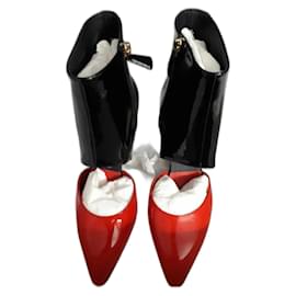Botines Chanel de charol negro y rojo 40