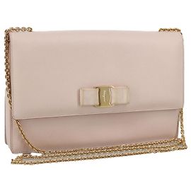 Borsa a spalla a catena Salvatore Ferragamo in pelle rosa oro Auth yk16515