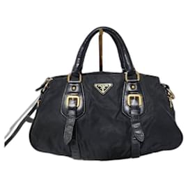 Borsa Bauletto in Nylon e Pelle Nera PRADA