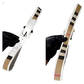 Burberry Nova Check beschichteter Canvas und Lackleder Gürtel Beige/Creme Größe: 32''