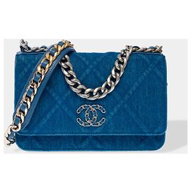 Cartera CHANEL Wallet On Chain Chanel 19 en Denim Azul - 102395