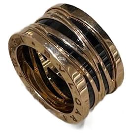 Bulgari Ring aus Roségold und Keramik Größe 56