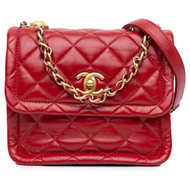Chanel Rosso Mini Trapuntato in Pelle di Agnello Morbido Quadrato