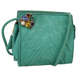 CHANEL V stitch Borsa a Spalla Nylon Verde Oro CC Auth 107879