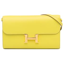 Hermès Gelbe Evercolor Constance Wallet To Go