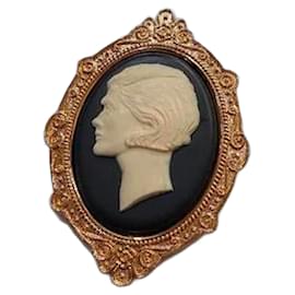 Spilla Chanel Portrait Miss Coco Oro