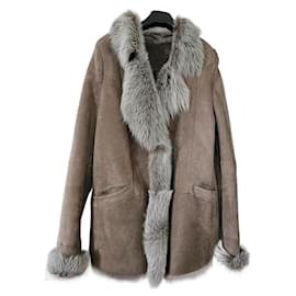 Rizal Shearling Coat Beige