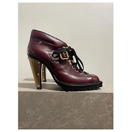 Botines MIU MIU T.EU 40 Cuero
