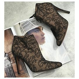 Alaïa Botines ALAIA T.EU 37.5 Cuero