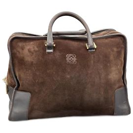 Loewe Borsa in suede Amazona