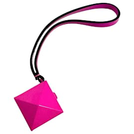 Charm da borsa Valentino per donne con borchie a forma di roccia