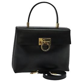 Borsa a mano in pelle Gancini di Salvatore Ferragamo 2way Nero Oro Auth hk2029