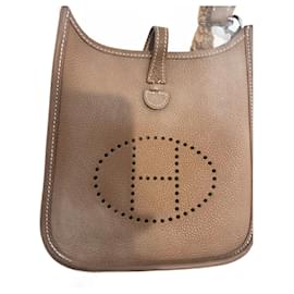 Borsa a mano Hermès Evelyne in pelle color cammello