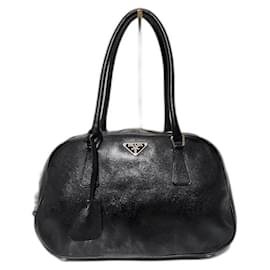 Prada Saffiano Lux Bauletto Schultertasche Schwarz