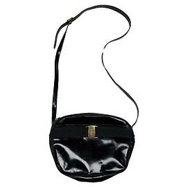 Borsa a mano in pelle verniciata nera Salvatore Ferragamo