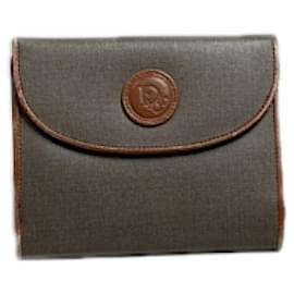 Cartera de cuero gris Dior 30 Montaigne