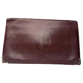 Borsa in pelle verniciata bordeaux di Cartier