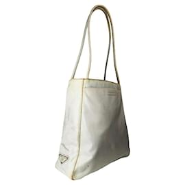 Prada Re-Edition 2005 Zip weiße Polyester-Handtasche