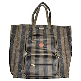 Borsa a mano in pelle nera Fendi Baguette