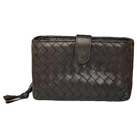Billetera de cuero marrón Intrecciato de Bottega Veneta