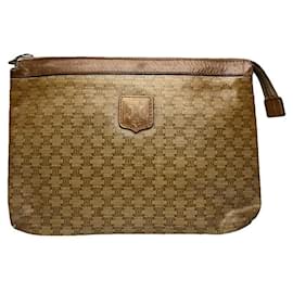 Céline Clutch in pelle marrone vintage Celine Triomphe
