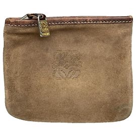 Bolso de mano T Loewe de cuero marrón
