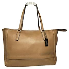 Coach Carly braune Lederhandtasche