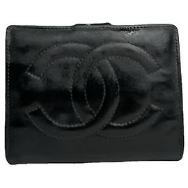 Cartera de cuero patentado negro Chanel Timeless/Classique
