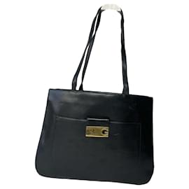 Givenchy Whip schwarze Lederhandtasche