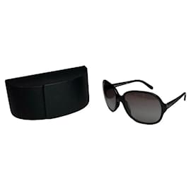 Occhiali da sole in plastica nera Prada