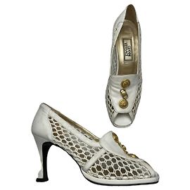 Tacco in pelle verniciata bianca Gianni Versace