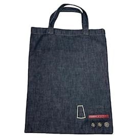 Borsa in denim blu navy di Prada
