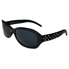 Occhiali da sole in plastica nera Chanel