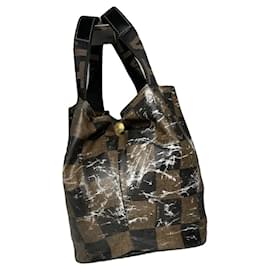 Borsa a tracolla in pelle marrone Fendi Baguette