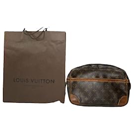 Clutch in pelle marrone Chantilly Louis Vuitton