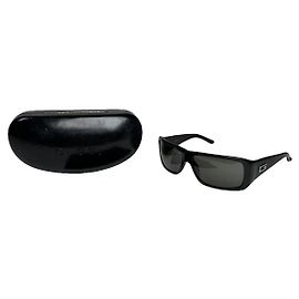 Occhiali da sole in plastica nera Gucci