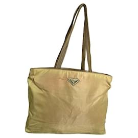 Borsa a mano in poliestere gialla Prada Re-Edition 2005 con zip