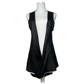 Top de lana negra Issey Miyake