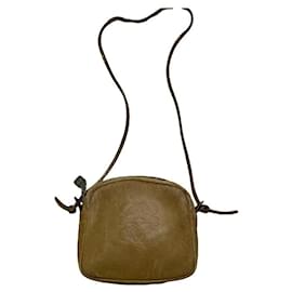 Borsa a mano in pelle beige Loewe Amazona
