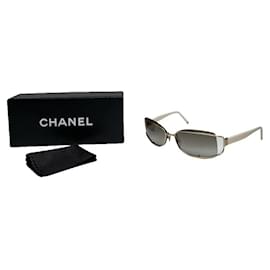 Chanel Sonnenbrille aus goldfarbenem Metall