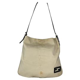 Borsa a mano Fendi Baguette in cotone beige