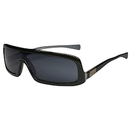 Schwarze Kunststoff-Sonnenbrille von Chanel