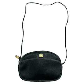 Givenchy Pocket Mini Handtasche aus grünem Leder