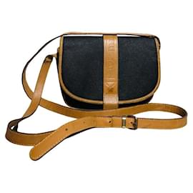 Borsa a mano in pelle marrone Fendi Baguette