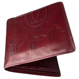 Borsa in pelle verniciata bordeaux di Cartier