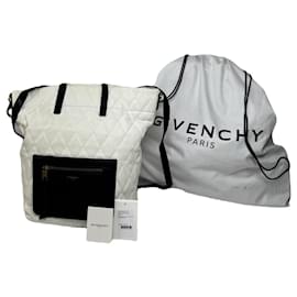 Zaino in pelle vegana nera Givenchy