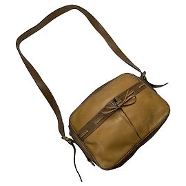 Borsa a mano in pelle beige Loewe Flamenco
