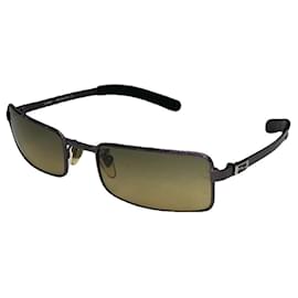 Gafas de sol de metal verde Fendi