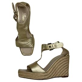 Loewe Tacco in Pelle Dorata