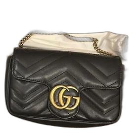 Borsa a mano Gucci GG Marmont in pelle nera